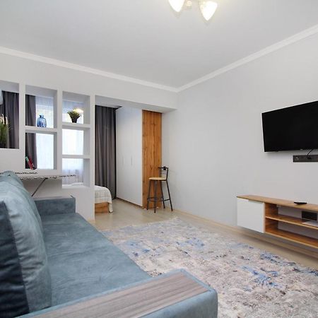 Cozy Studio In The Best Area! 5 Alma-Ata Buitenkant foto
