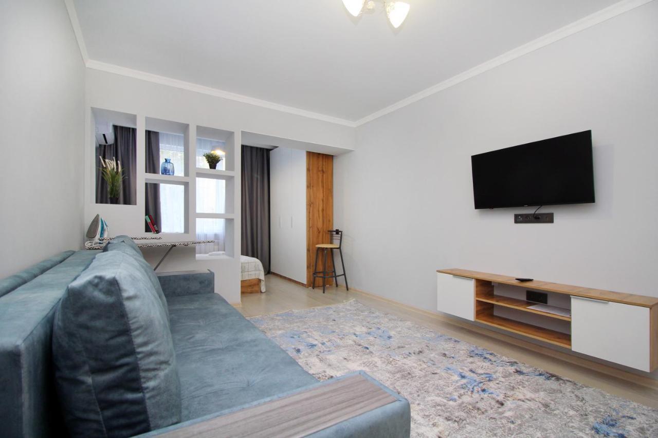 Cozy Studio In The Best Area! 5 Alma-Ata Buitenkant foto