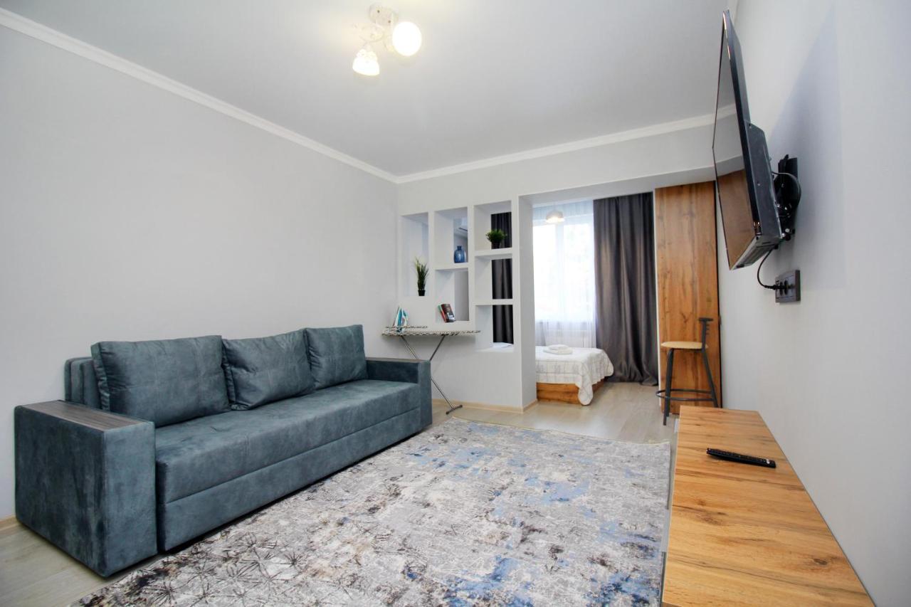 Cozy Studio In The Best Area! 5 Alma-Ata Buitenkant foto